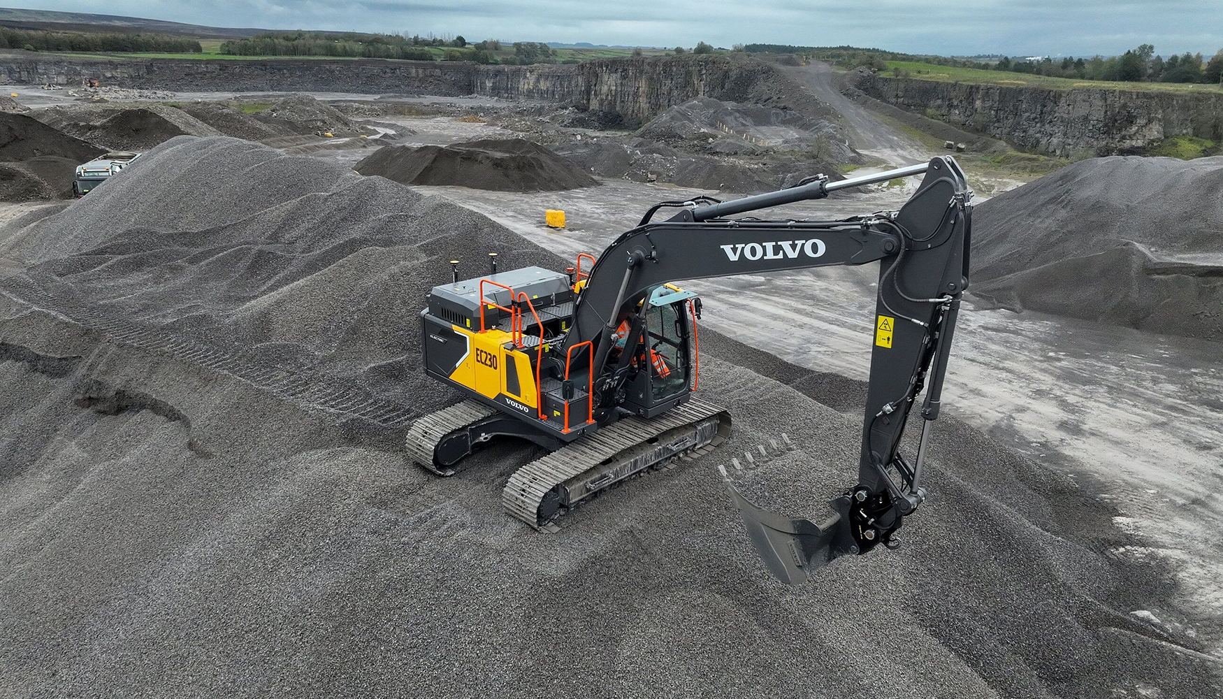 Excavadora el�ctrica EC230 de Volvo CE