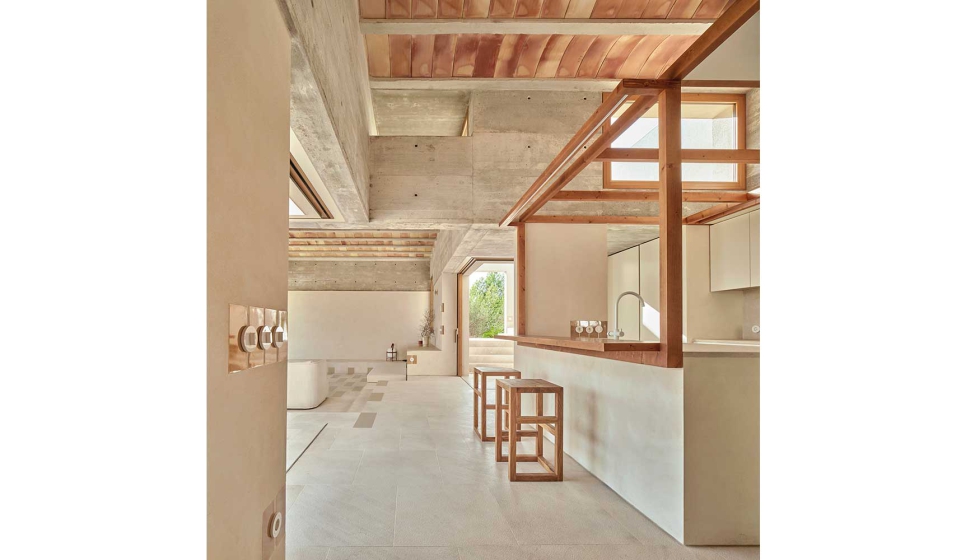 Casa en Puntir en Mallorca, del estudio Ripoll Tizn, repite primer premio en arquitectura en los Premios ASCER, por segundo ao consecutivo...