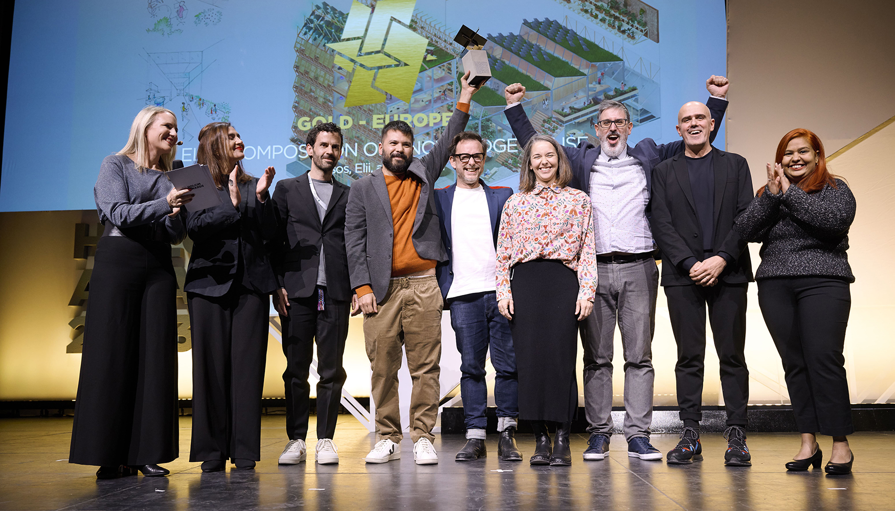 17. Composition of Knowledge House, Madrid, Espaa por Husos, Elii, y Ultrazul, ganadores por Europa del Holcim Award 2023 Oro...