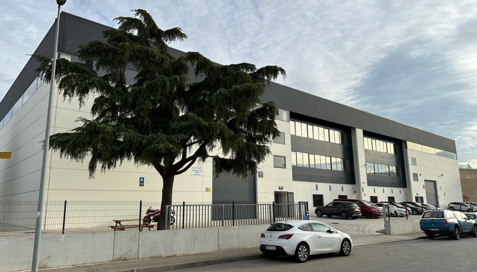 Dicomol cuenta con unas instalaciones de 4.000 metros cuadrados en La Llagosta (Barcelona)