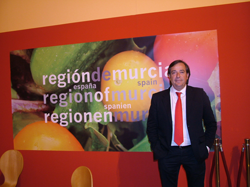 Juan de Dios Hernndez, en el stand levantino de Fruit Logistica Berlin 2011