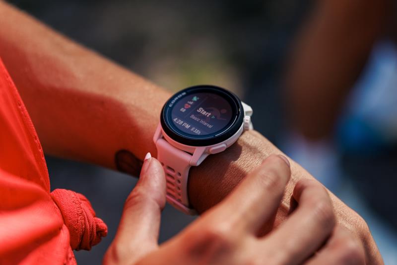 COROS lanza el reloj deportivo GPS PACE 3