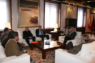 Alfonso Glvez Caravaca and Ramn Luis Valcrcel, exchanged views on her work farming in Murcia