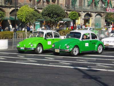 En Ciudad de Mxico funcionan unos 110.000 taxis ms unos 40.000 ms ilegales. Foto: Steve Cadman