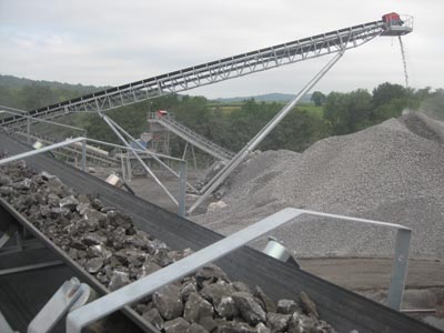 Tusa have a stand of 3,000 m2 to show their machinery to the sector aggregates