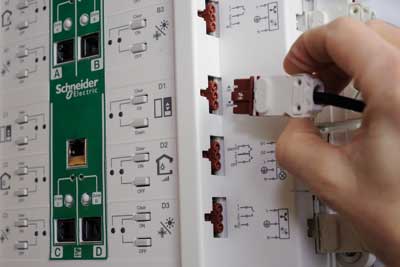 Roombox ofrece soluciones para el control de la iluminacin...