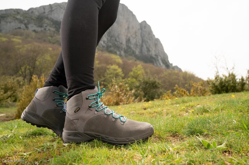 Chiruca renueva la colección de botas de senderismo para mujer - Material  Deportivo