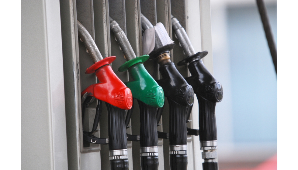 Para los clientes finales, uno de los principales atractivos de la fidelizacin en gasolineras es la posibilidad de ahorrar en cada repostaje...