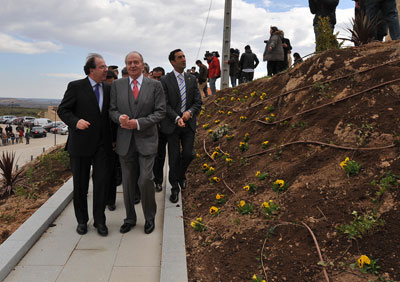 King Juan Carlos I during the inauguration of the new headquarters of the Consejo Regulador vallisoletano