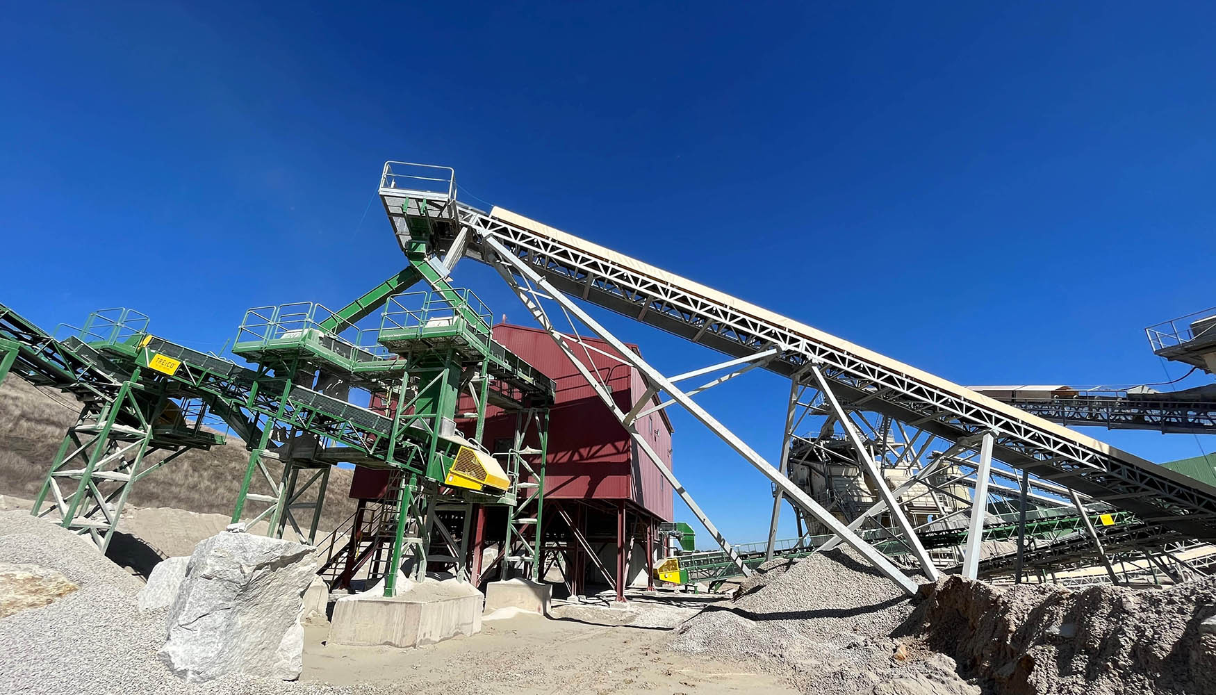 Instalacin en la mina de wolframio de Saloro, en Barruecopardo (Espaa)
