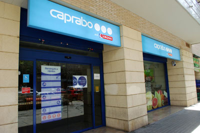 Imagen del nuevo establecimiento Caprabo inaugurado en Sitges