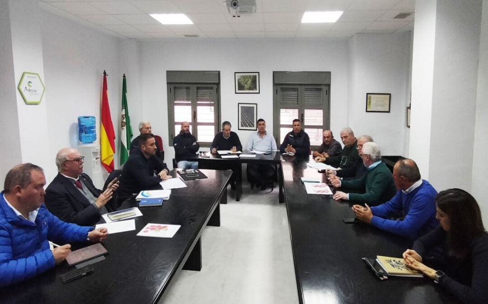 Las organizaciones agrarias ven en el recorte del 50% para el riego “la muerte económica de la provincia” Las organizaciones agrarias ven en el recorte del 50% para el riego “la muerte económica de la provincia”