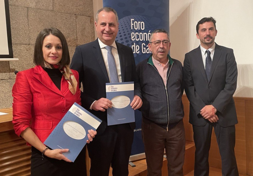 Presentacion del informe 'El sector crnico en Galicia. Propuestas para el futuro elaborado para el Foro Econmico de Galicia...