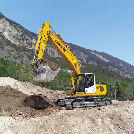 La excavadora sobre cadenas R 926 Advanced puede trabajar con pesos de hasta 24,8 y 28,3 toneladas