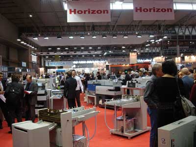 Orominavone Systems included in Graphispag 2011 380 square metres of stand, much of which were devoted to the Horizon brand...