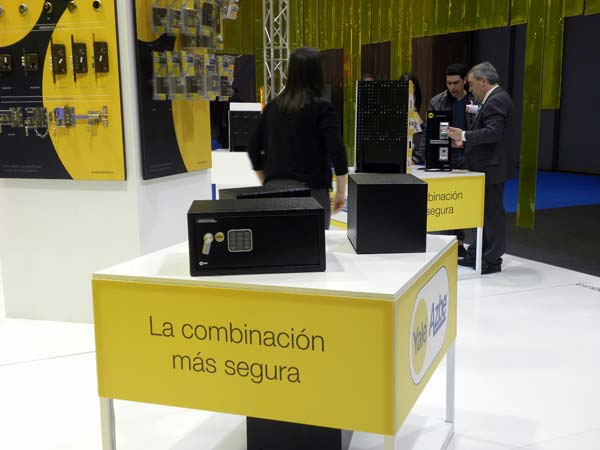 Stand of ASSA ABLOY in Ferroforma, which presented a wide range of safes of Yale