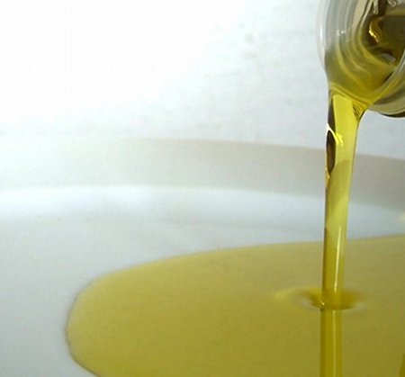 Des Assolada s'insisteix que s'agilitin els trmits per part de l'EFSA per a fer constar les propietats suposadament funcionals de l'oli d'oliva a...