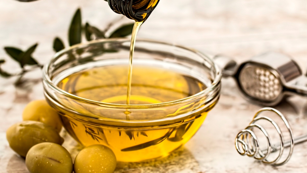 Aceite de oliva en verano: 5 reglas para conservarlo mejor - Aceites Albert