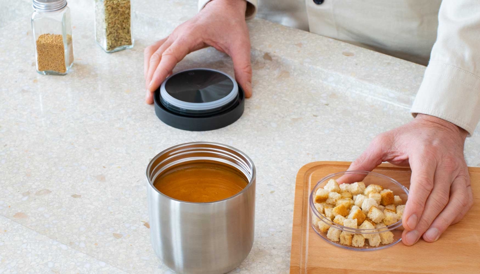 Bol t�rmico con compartimento para aderezos, de la colecci�n Make & Take de Brabantia, en acero inoxidable