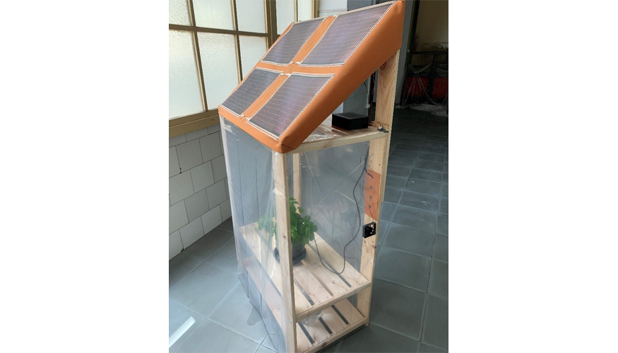 El prototipo de invernadero urbano desarrollado por Citisens integra sensores en el tejido mediante bordado electrnico...