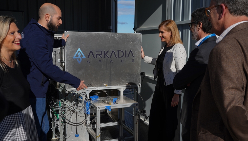 Salom Pradas visit el pasado 20 de enero las instalaciones de Arkadia Space en el aeropuerto de Castelln...