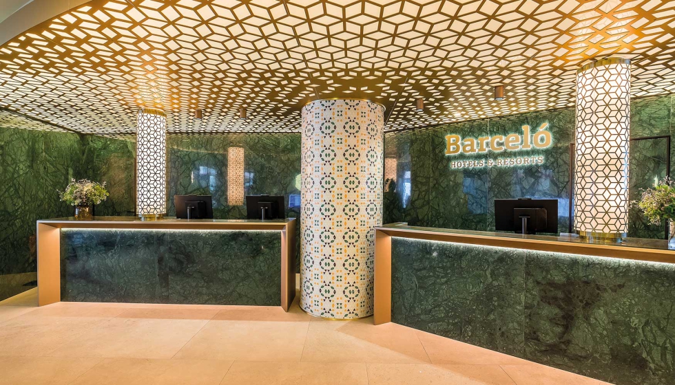 Los diseos geomtricos y los patrones arabescos son la base del diseo del Hotel Carmen de Granada por Ilmiodesign