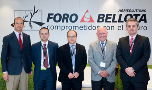 From left to right, Carlos Monreal, Eduardo Urrestarazu, Francisco Agndez, Luis Mrquez and Jos Antonio Erdozia, participants in the meeting...