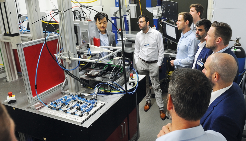 En el nuevo Laboratorio del Hidrgeno, de 300 metros cuadrados, se dispone de una amplia gama de sistemas de prueba de tecnologa lser...