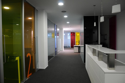 Interior del espacio dedicado a oficinas