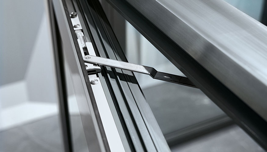 Los fabricantes de ventanas de aluminio y los planificadores tcnicos reciben asesoramiento de los especialistas de Roto Object Business para usar...