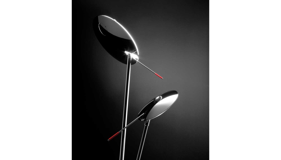 Moon de Estudi Ribaudi para Estiluz, con tecnolog�a hal�gena...