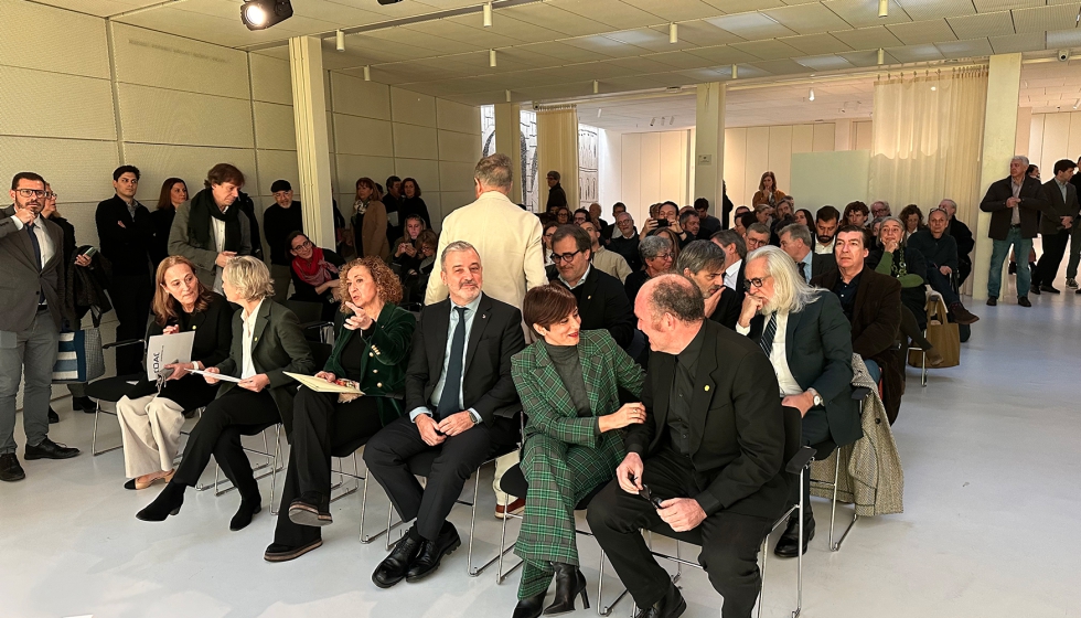 Um momento da apresentao das propostas para o Congresso Mundial da UIA Barcelona 2026
