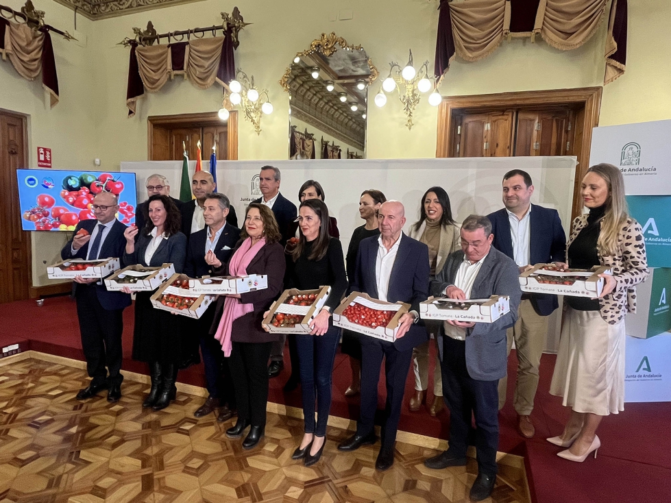 Presentacin de la IGP Tomate La Caada en la Delegacin del Gobierno de la Junta de Andaluca en Almera