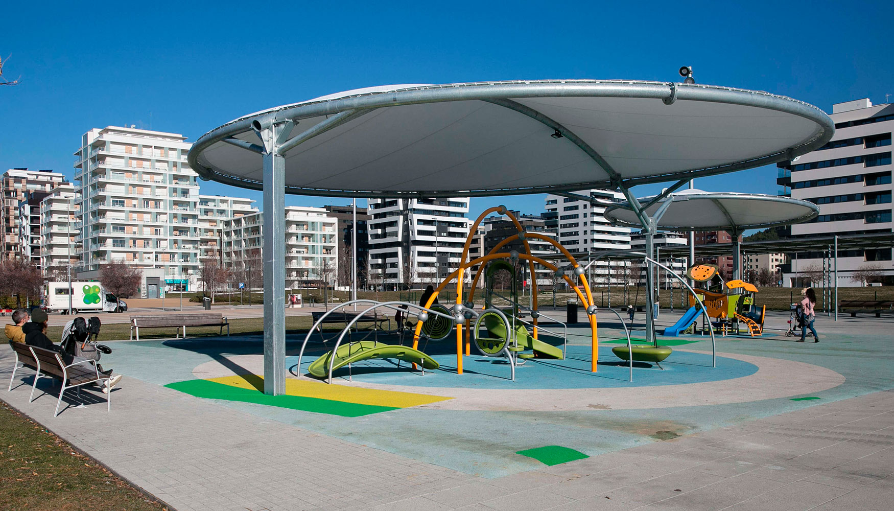 Pamplona cuenta con 123 reas de juegos infantiles, con 26 circuitos de gimnasia al aire libre y con cinco zonas de calistenia...