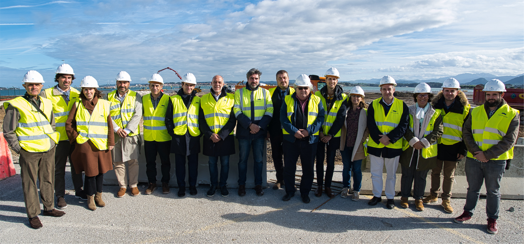 Reunin tcnica en el Puerto de Santander donde se instalar la barcaza