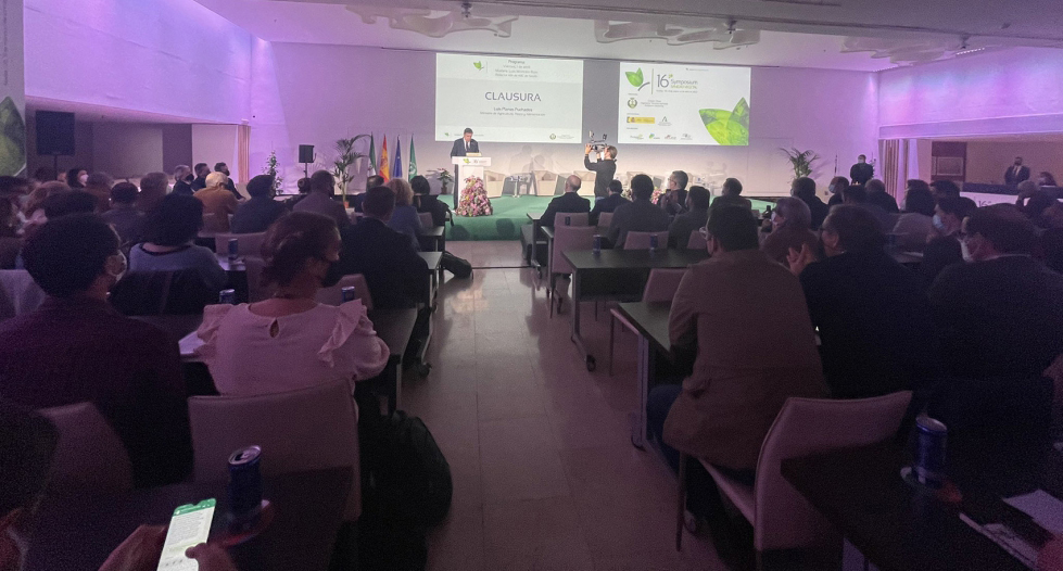 El ministro de Agricultura, Pesca y Alimentacin, Luis Planas, clausur la decimosexta edicin del Symposium celebrado en 2022...