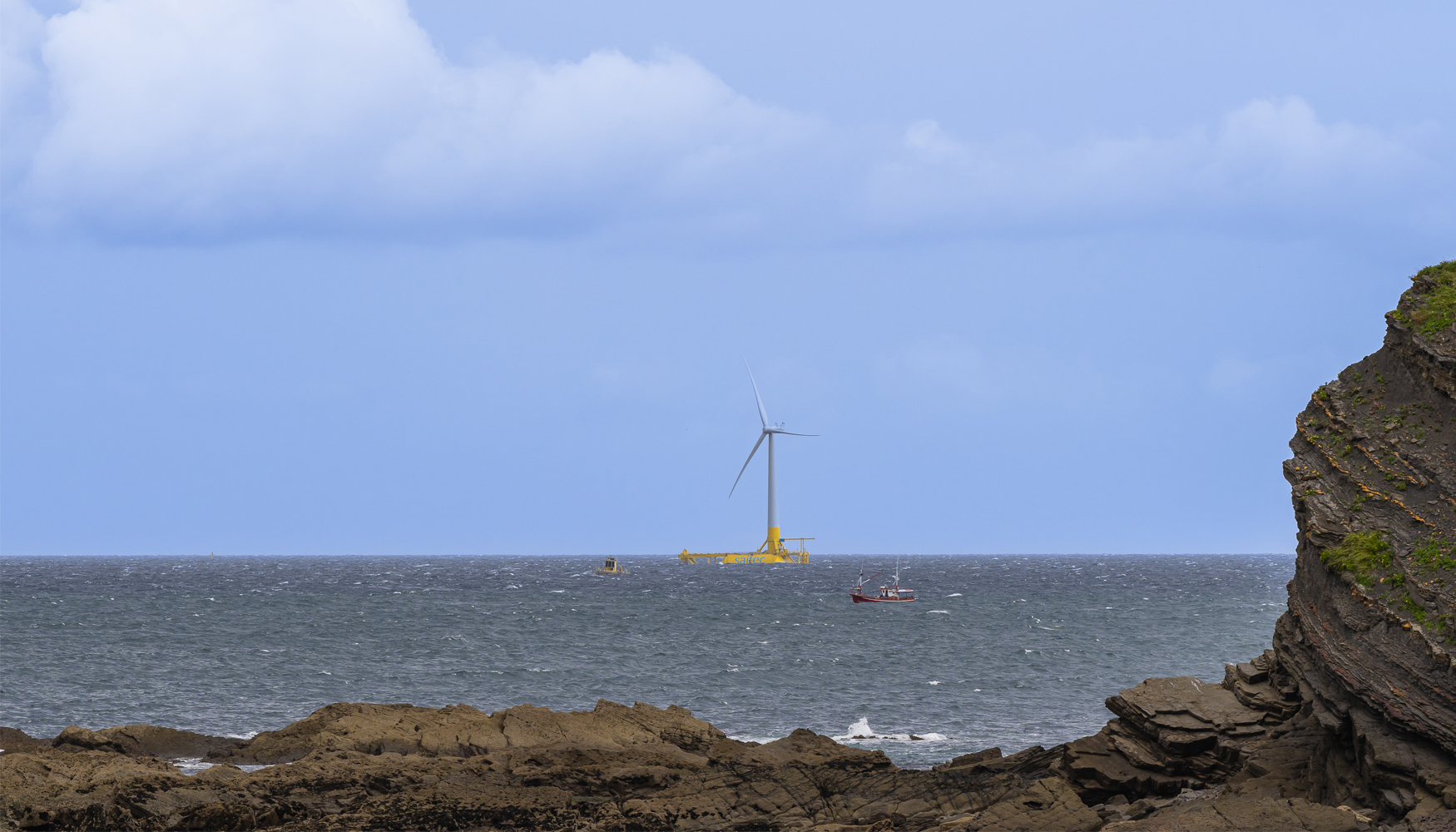 El aerogenerador se ha instalado en el BiMEP...