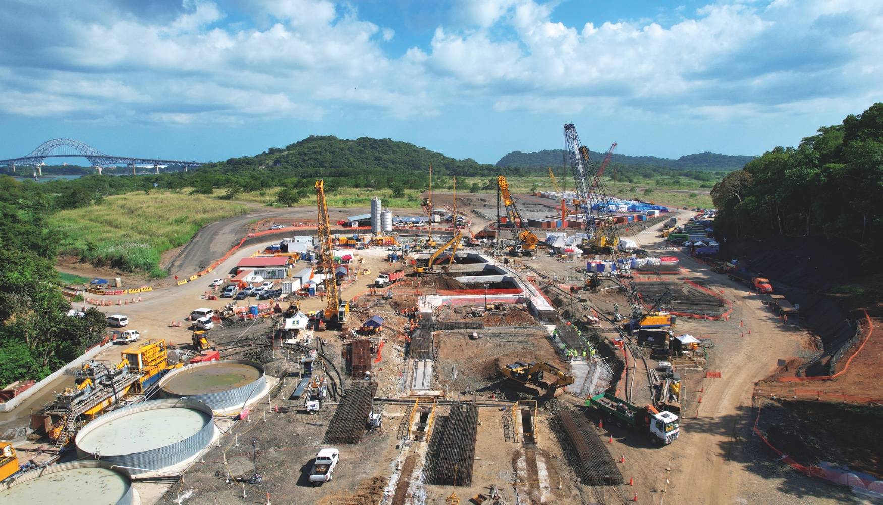 Construccin de la nueva Lnea 3 del Metro en Panam