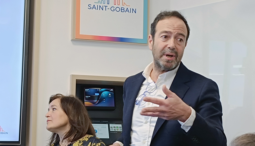 Javier Fernndez, director de sostenibilidad de Saint Gobain y director general de Saint-Gobain Glass