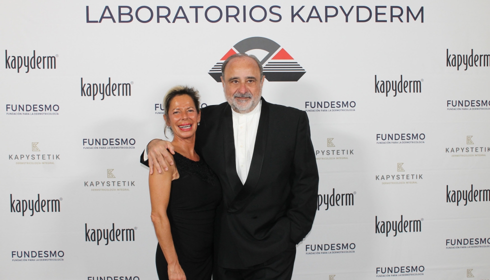 Don Pastor Vilaseca Mendoza, El CEO de Kapyderm y Montse Prez, Coordinadora Comercial de Planetlook y BellezaPro
