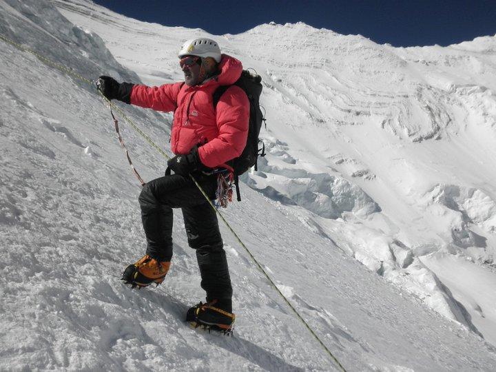 Juanito Oiarzabal, la pasada primavera en el Lhotse (FOTO: Col. Juanito Oiarzabal)