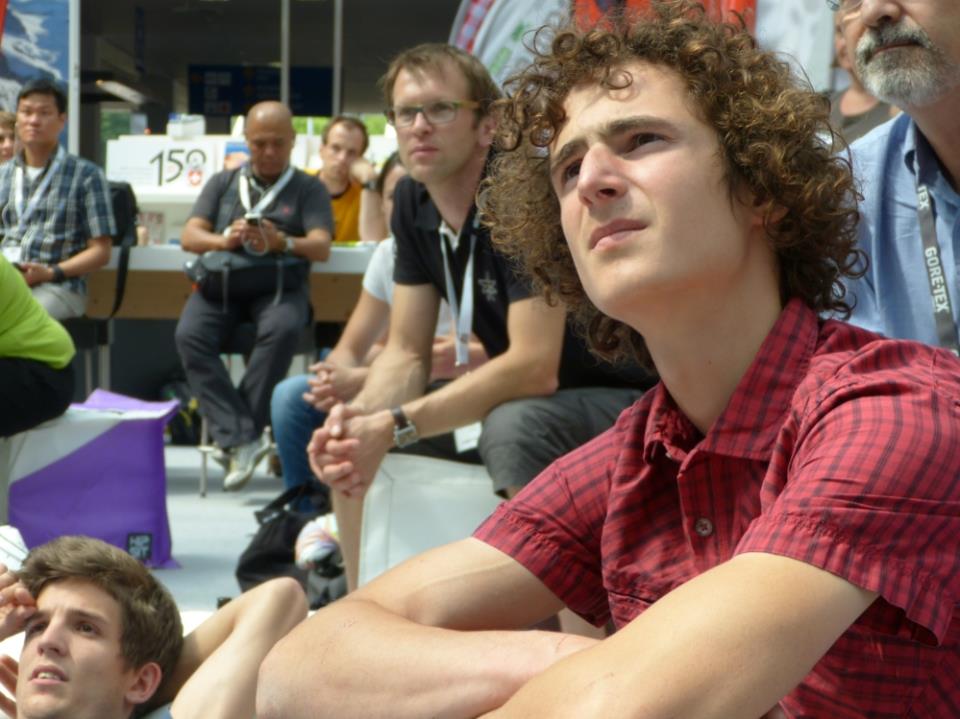 Adam Ondra en la feria Outdoor de Friedrichshafen