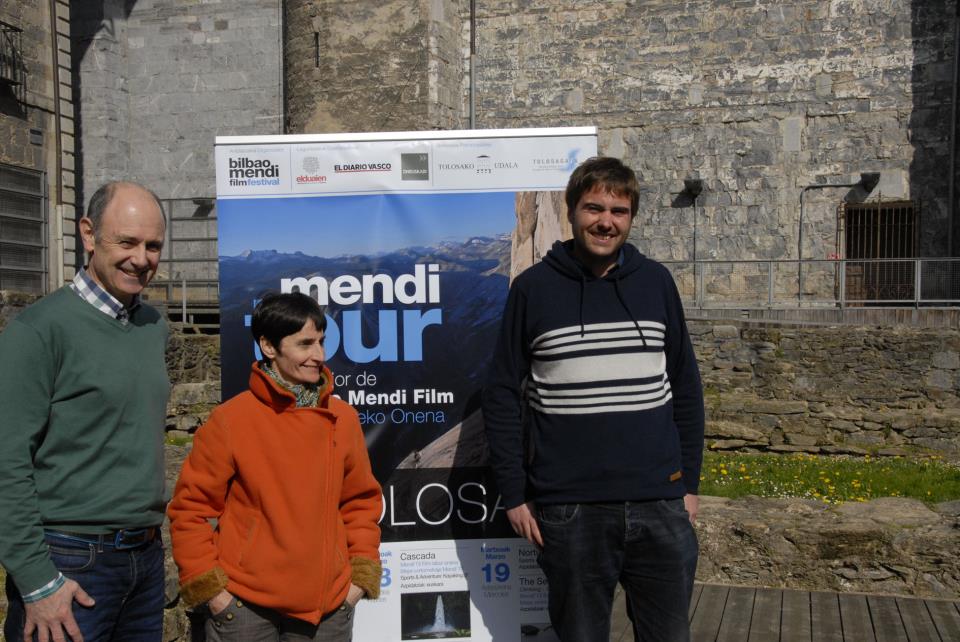 Jabi Baraizarra, director de Bilbao Mendi Film Festival; Arantza Estanga, tcnico de Deportes del Ayuntamiento de Tolosa; e Ibai Iriarte...