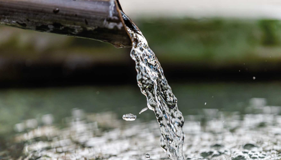 La reutilizacin del agua dentro del sector ganadero requiere de un desarrollo legislativo europeo que la regule...