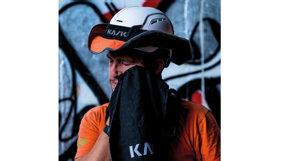 Foto de KASK proporciona proteccin a los trabajadores contra el estrs trmico y los rayos UV