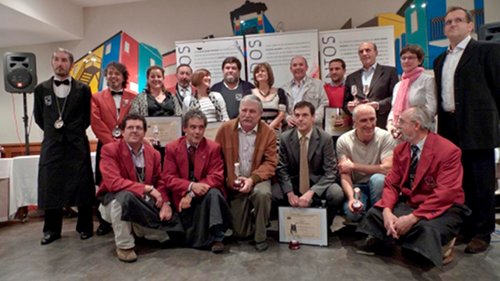 Foto de familia de los ganadores del 'Concurso de Vinos de Calidad de Navarraa 2011'