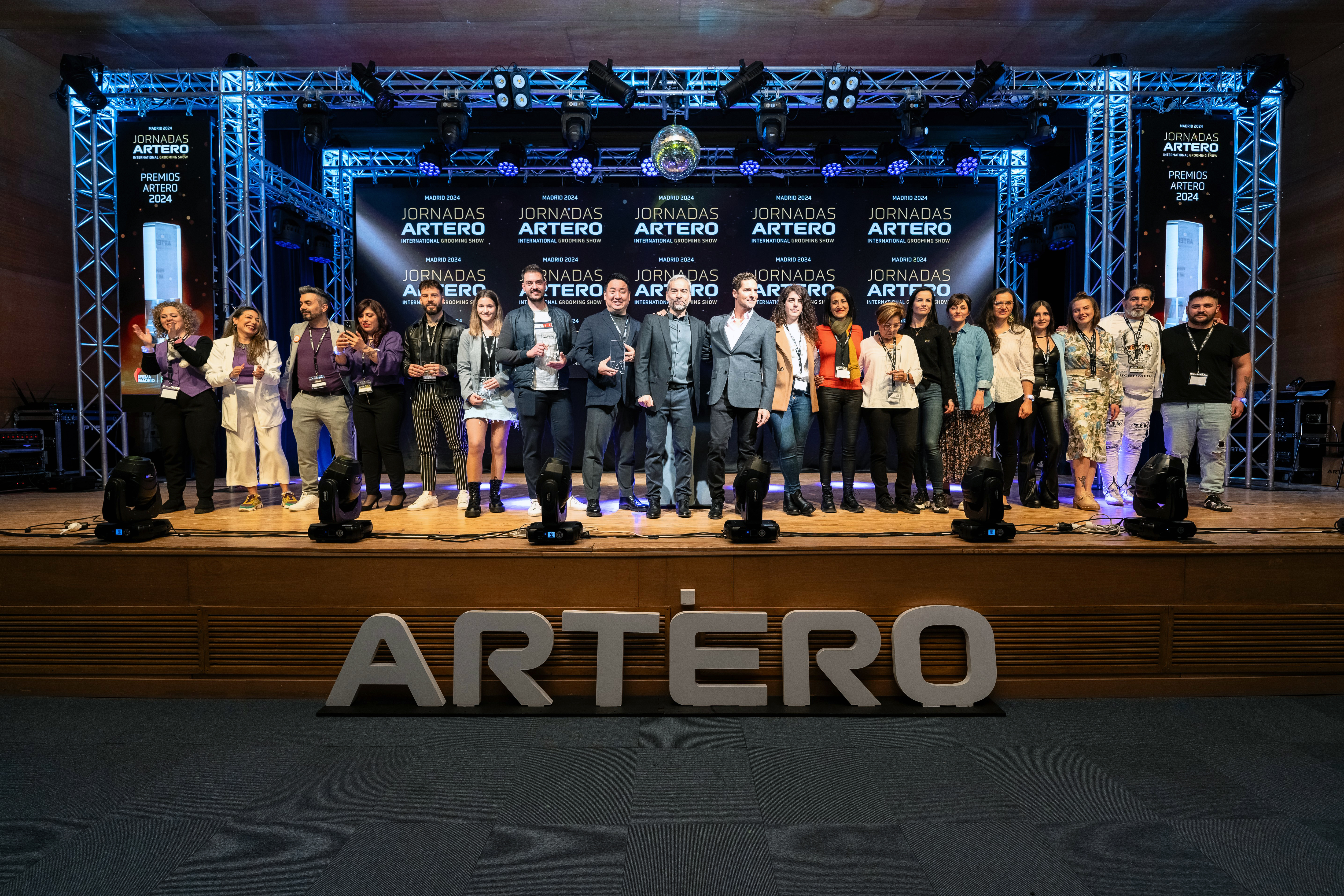 Artero Awards 2024: foto de familia de nominados y vencedores