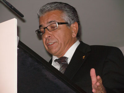 Fernando Leonardo, consejero de Celesa, premio Txema Elorza 2011