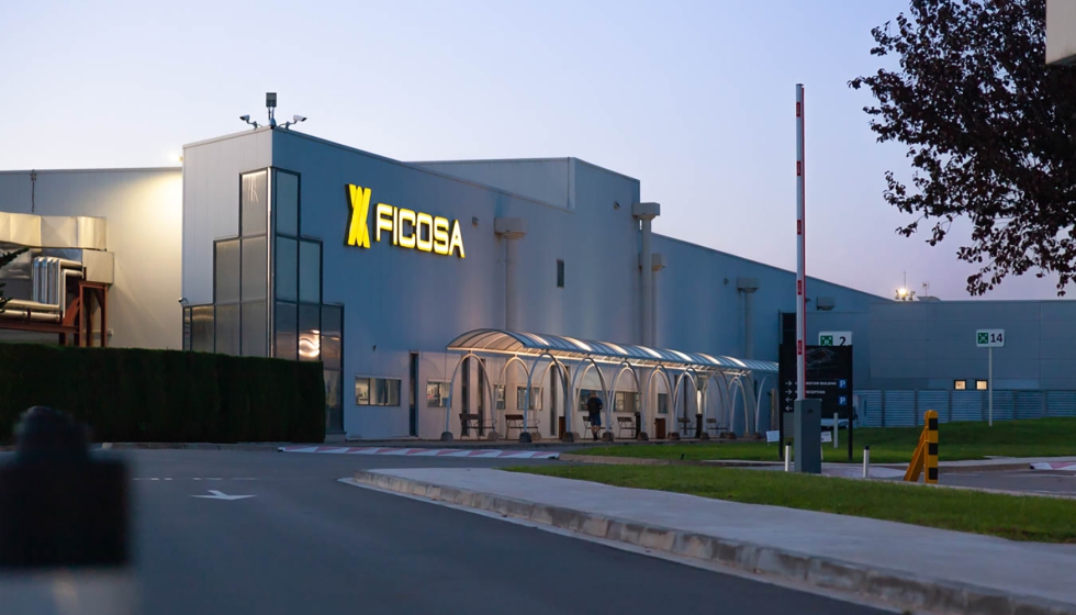 Fundada en 1949 en Barcelona, la multinacional se ha convertido en un referente global del sector automotriz, con 9... Fundada en 1949 en Barcelona, la multinacional se ha convertido en un referente global del sector automotriz, con 9...