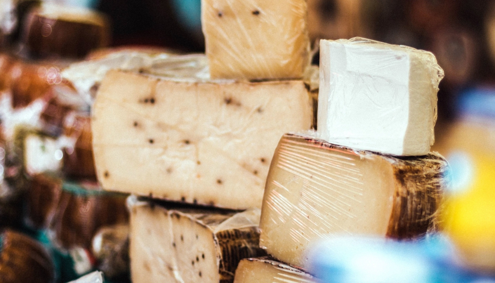 A pesar del aumento en la popularidad y demanda exterior, los quesos espaoles se enfrentan a un gran reto dentro del mercado domstico...